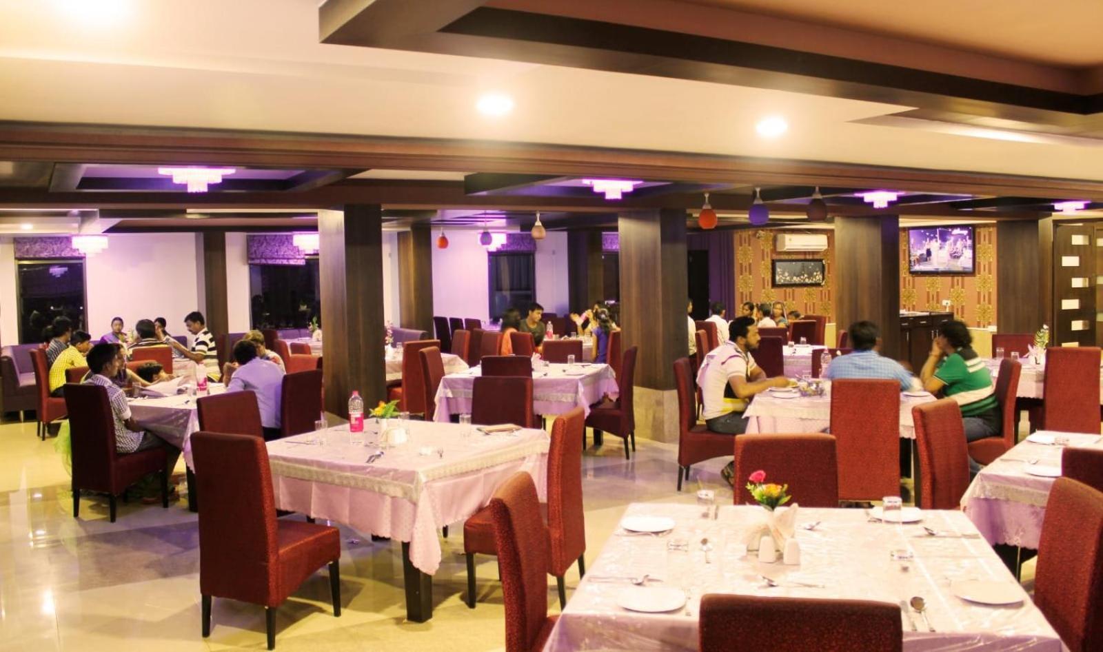 7Th Sky Hotel & Restaurent Sirohi Bagian luar foto